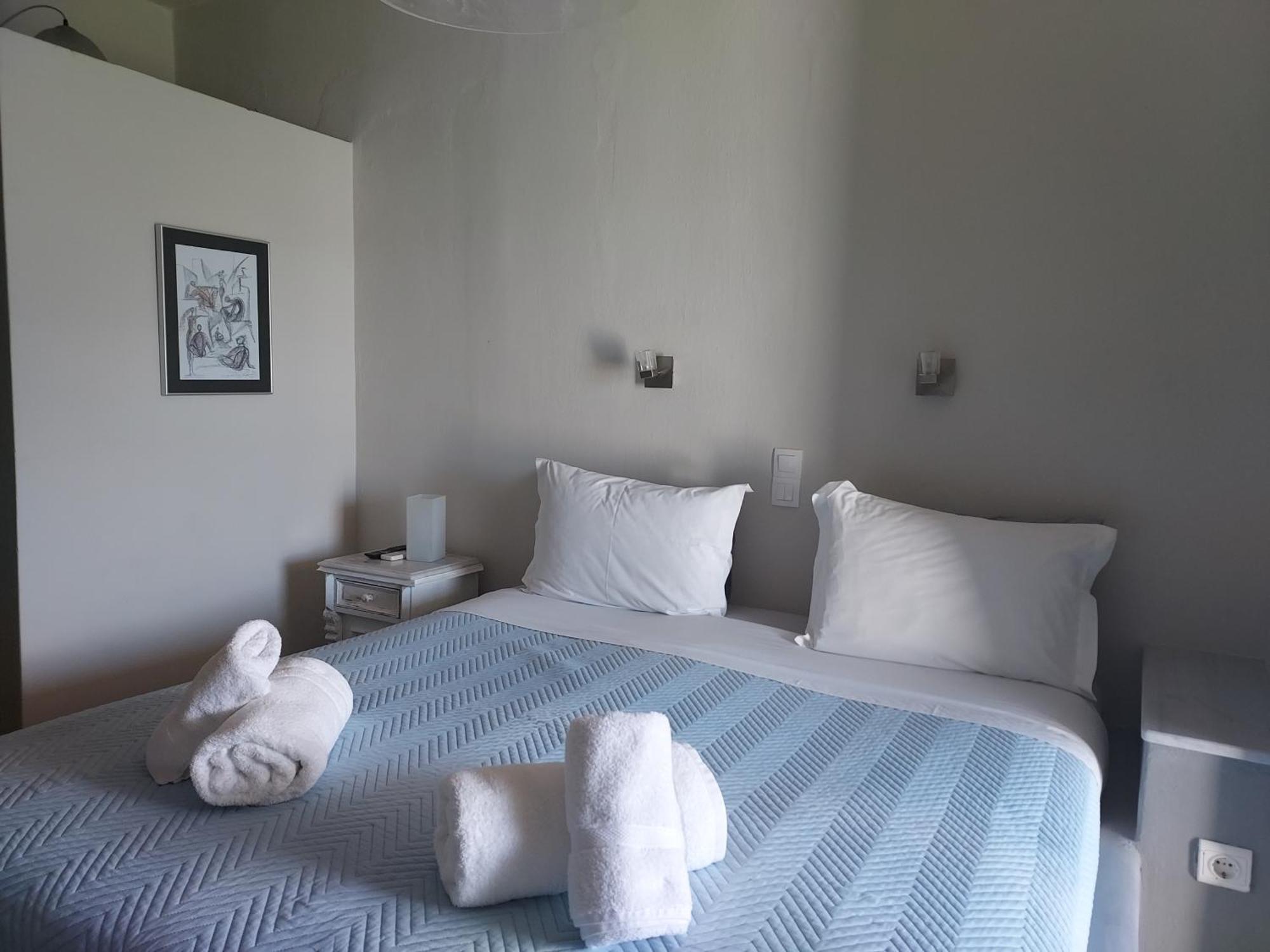 Villa Arni Andros - Βίλα Αρνη Batsi  Bilik gambar