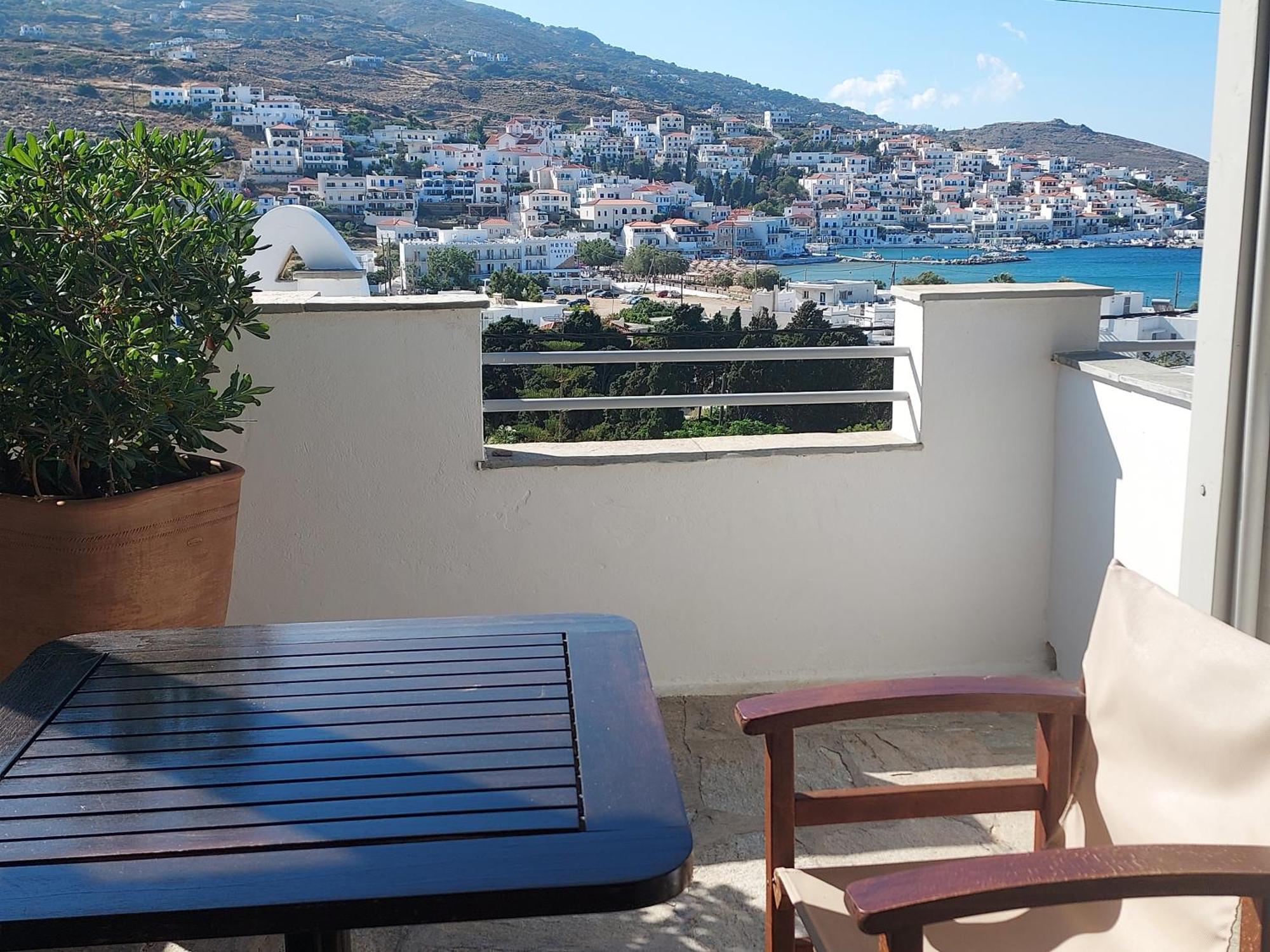 Villa Arni Andros - Βίλα Αρνη Batsi  Bilik gambar