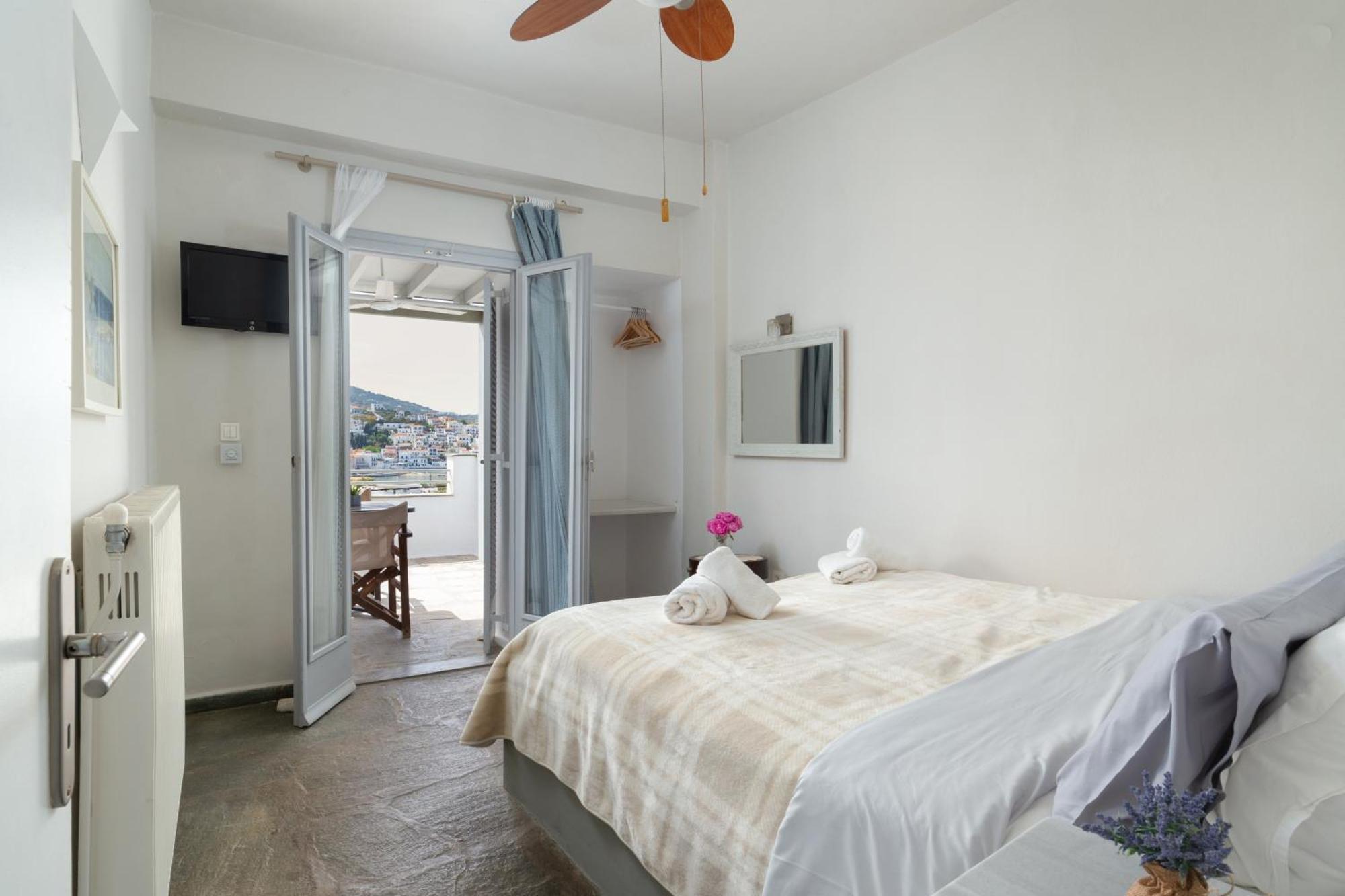 Villa Arni Andros - Βίλα Αρνη Batsi  Luaran gambar